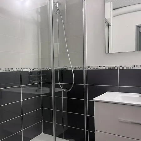 Renove Avec Parking A - Fr-1-812-128